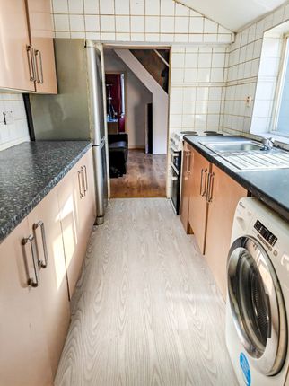 2 Desford Road,, Canning Town, London photo 5
