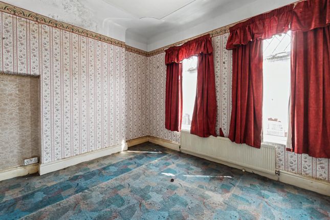 27 Daventree Road, Wallasey photo 2