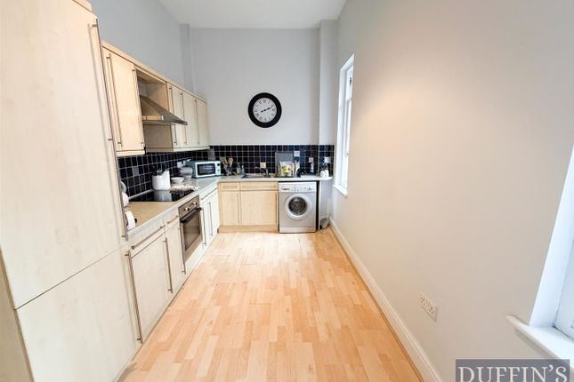 8, Woodlands Corner, Lilford Road, Blackburn photo 2