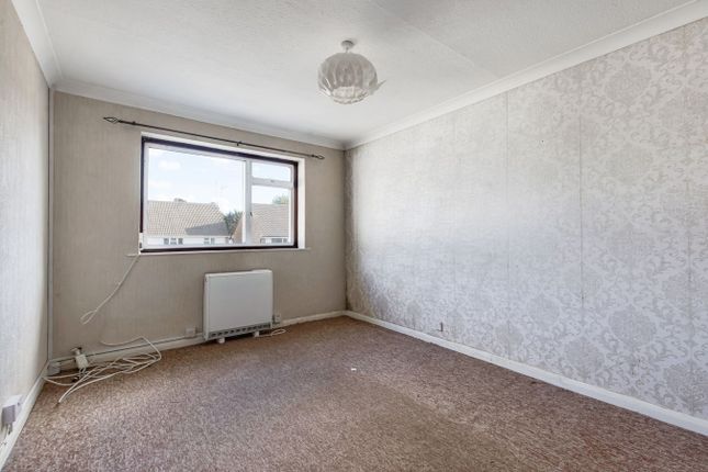 5, Studley Court, Sidcup photo 2
