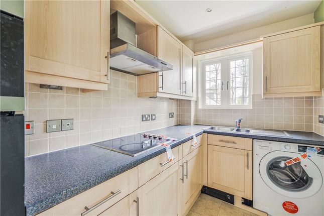 41, Ashcroft Place, Leatherhead photo 4