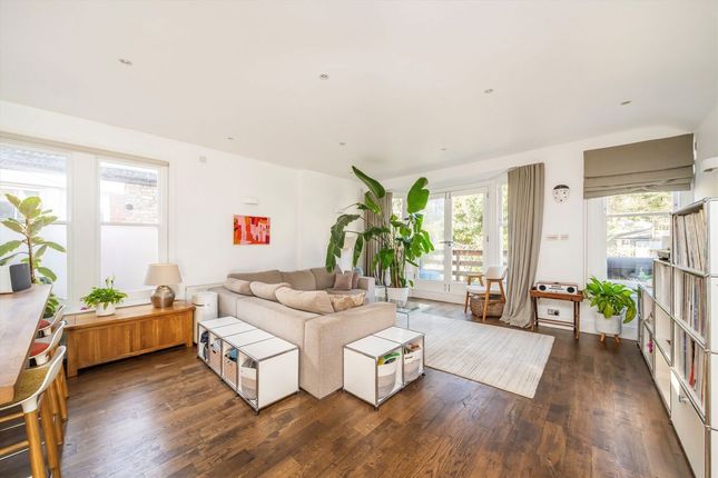 42A, Hillfield Park, London photo 4
