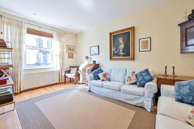 Brook Drive, London, SE11, Kennington photo 3
