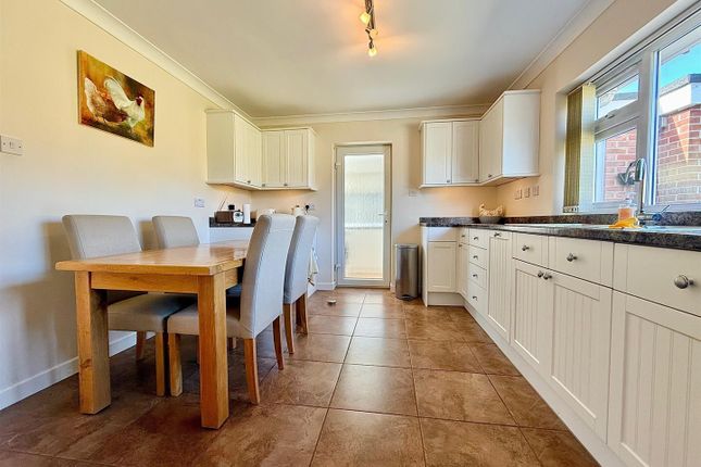 19, Leathway, Great Yarmouth photo 2