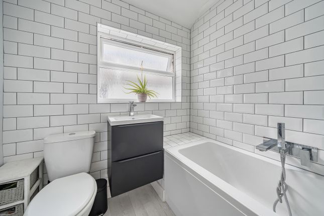 32, Westmoreland Street, Cardiff photo 4