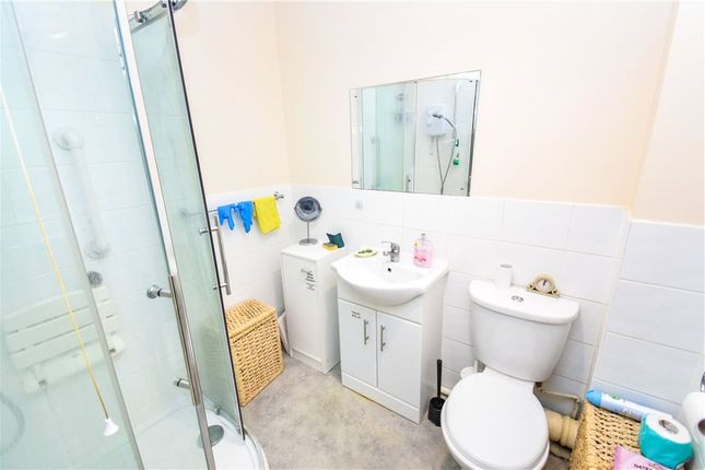 Flat for sale in Great Well Drive, Romsey, Hampshire