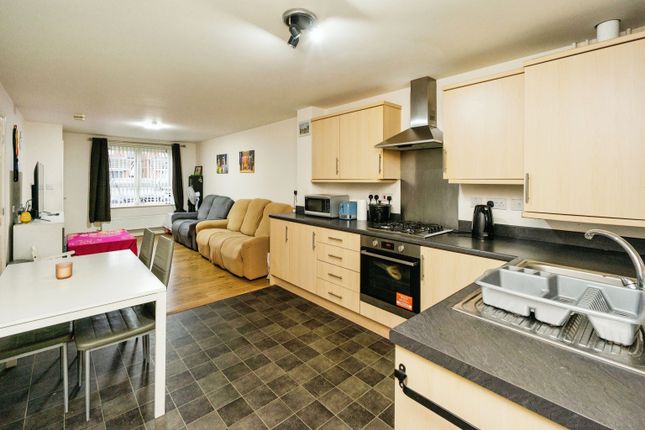 Town house for sale in Dallas Drive, Warrington