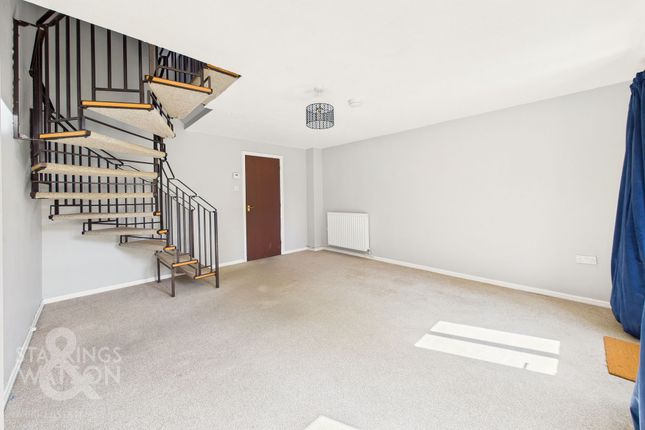 34 Melton Close, Wymondham photo 2
