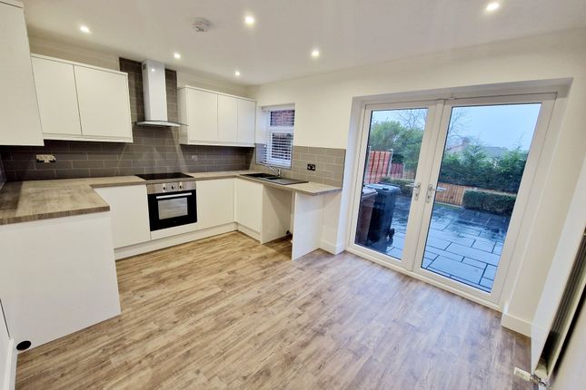 29 Cuckoo Lane, Manchester photo 3