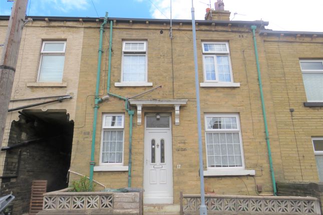 Thumbnail Terraced house to rent in Clement Street, Bradford