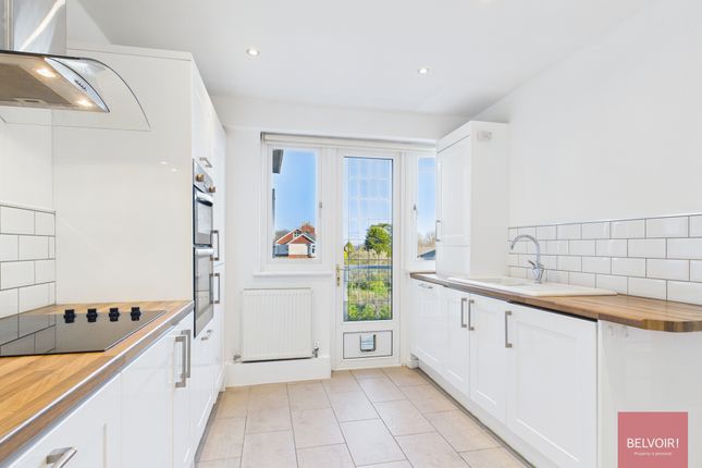 8, Brynfield Court, Swansea photo 2