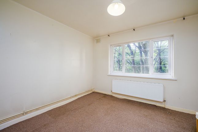 Flat 11, Westminster Court, Lyndon Close, Birmingham photo 4