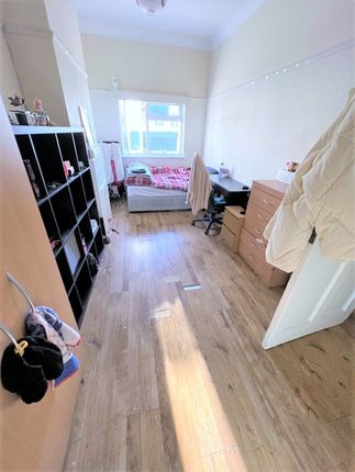 Flat to rent in Parson Street, Hendon