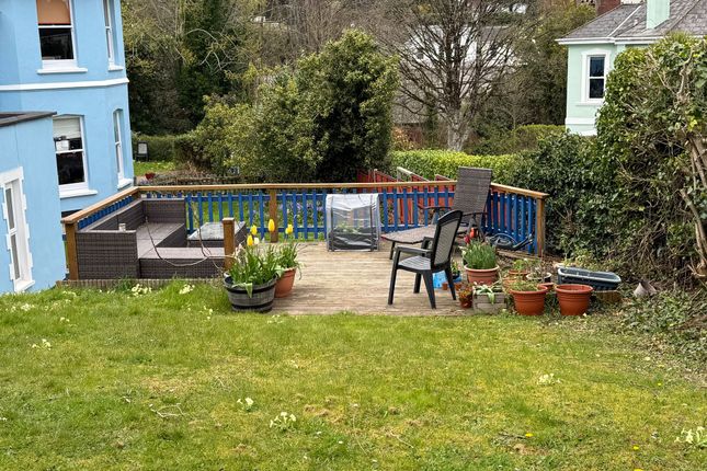 14 Vicarage Road, Torquay photo 2