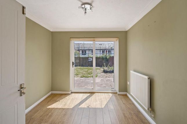 43, Ty'n Y Parc, Abertridwr photo 4