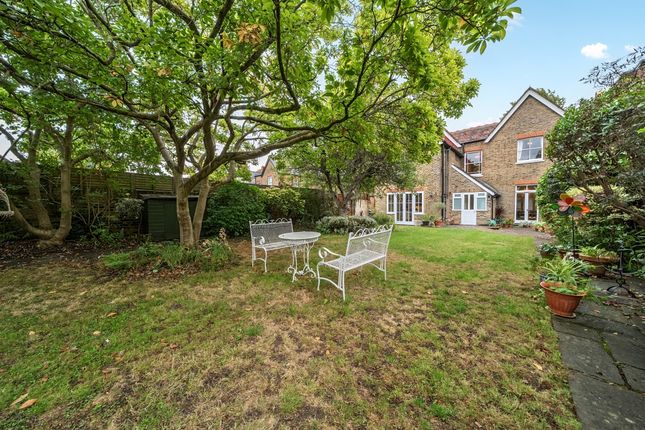 28, Gordon Road, London photo 3