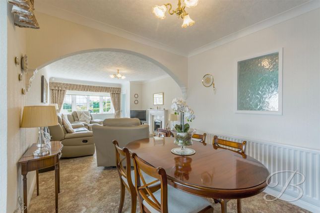Detached bungalow for sale in Thoresby Avenue, Edwinstowe, Mansfield