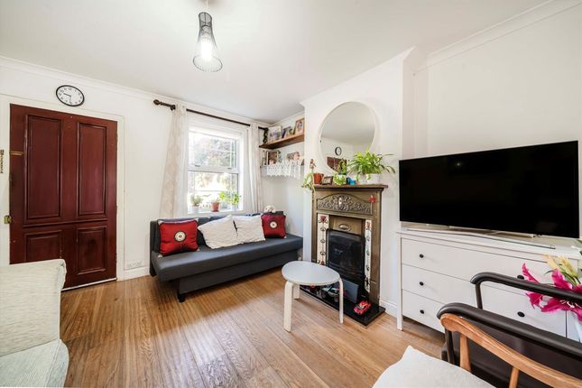163, Staines Road, Twickenham photo 2
