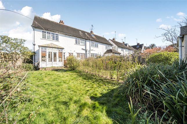 22, Fowlers Walk, Ealing photo 2