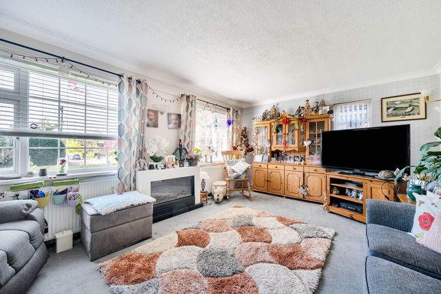 5 Frampton Close, Winchester photo 4