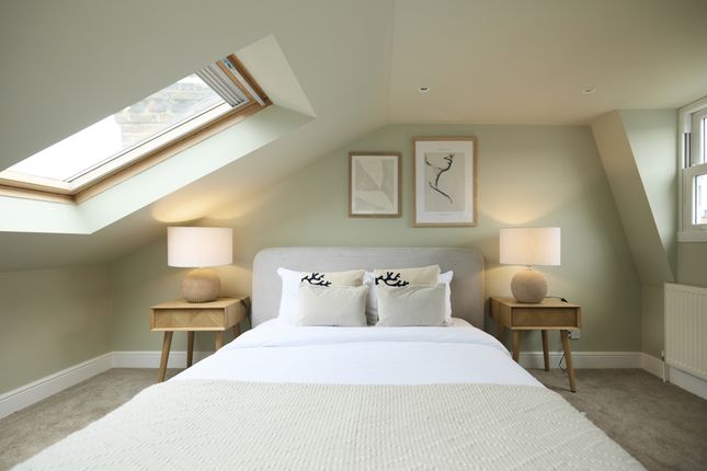 101, Sherbrooke Road, London photo 3