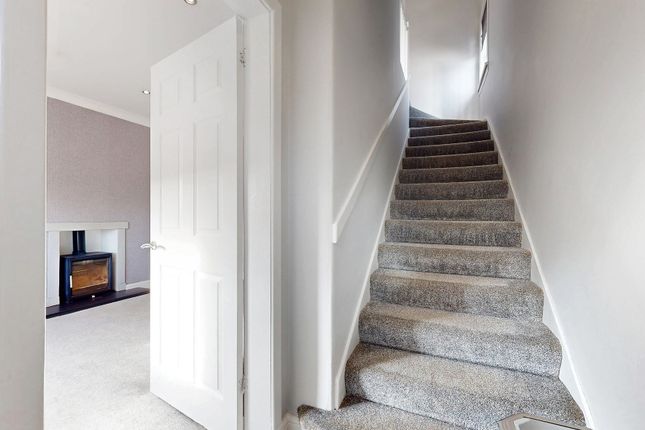 125 Glasgow Road, Glasgow photo 2