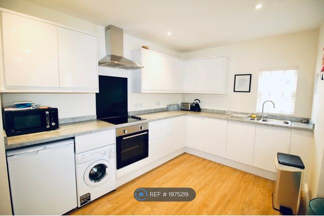 Semi-detached house to rent in Upper Grove Street, Leamington Spa