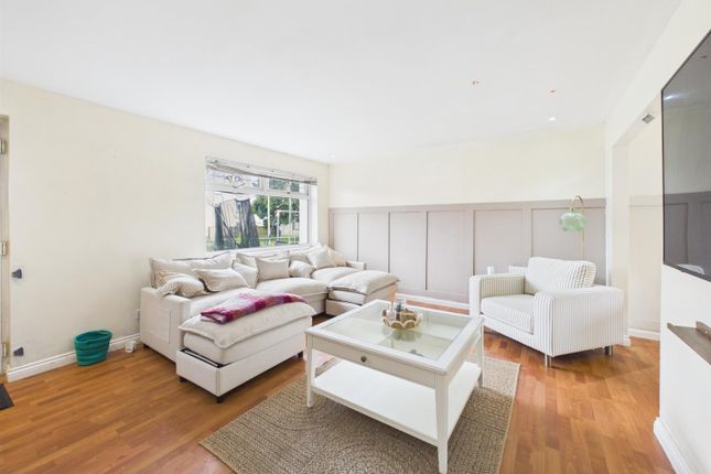 33, Gilsay Place, Perth photo 3