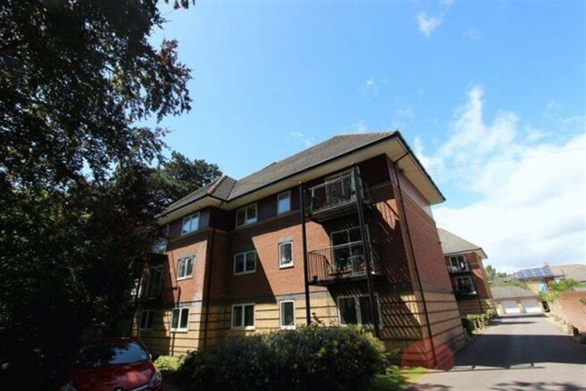 Thumbnail Flat to rent in Archers Road, Banister Park