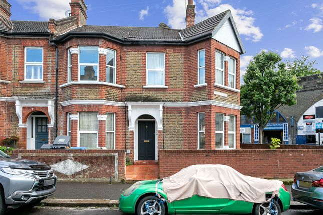 Flat for sale in Moyers Road, London, Greater London