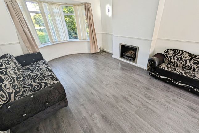 29, Sedgley Road, Dudley photo 3
