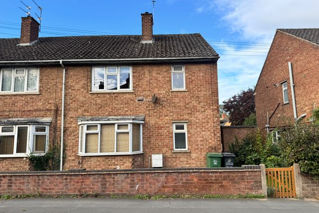 1-bed flat on Park Road, Loughborough, £92,000