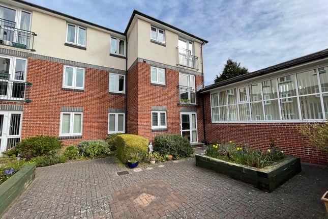 Thumbnail Property for sale in Kenilworth Gardens, West End, Southampton
