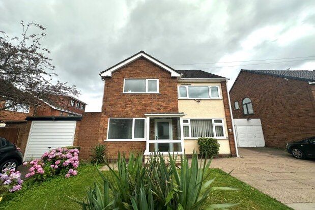 Property to rent in Peverell Drive, Birmingham
