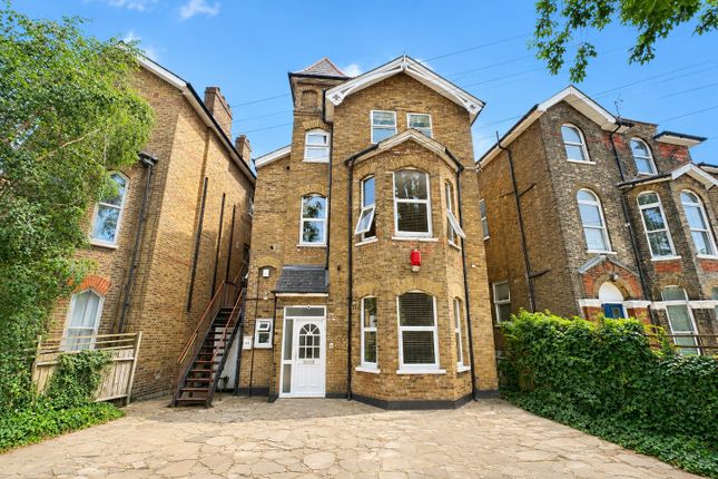Studio house on Room 4, London, £750/mo