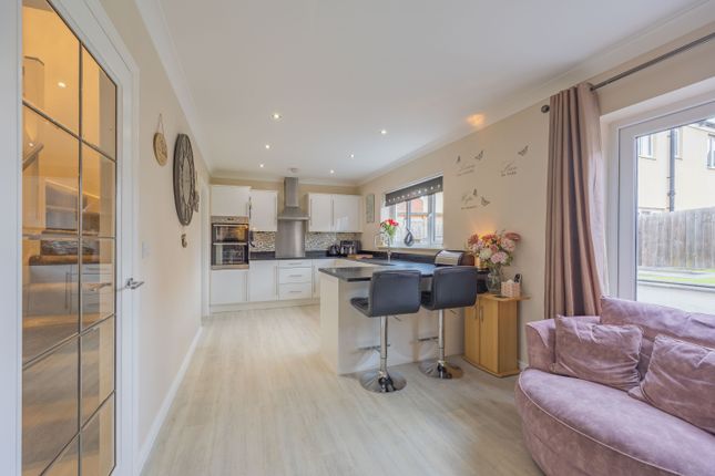 22, Halletts Road, Taunton photo 3
