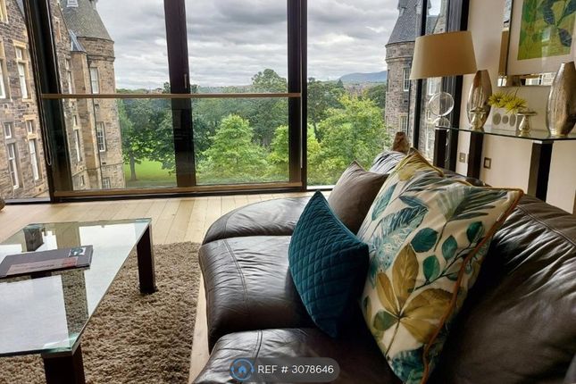 2-bed flat on Flat, Edinburgh, £4,500/mo