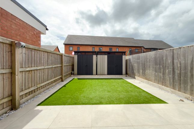 15, Elmores Well Avenue, Exeter photo 2