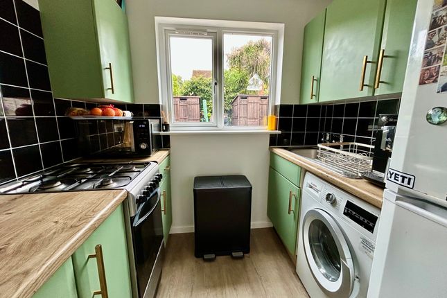 5, Corinna Gardens, Dibden photo 3