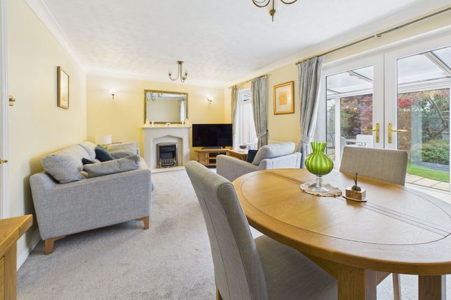 39, Lark Rise, Sidmouth photo 4