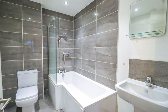 Flat 8,The Reach,687-693, London Road, Westcliff-On-Sea photo 4