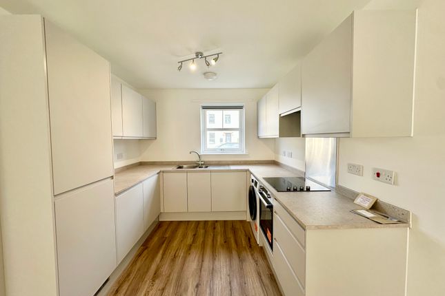 82, Eliza Grant Road, LEEDS photo 2