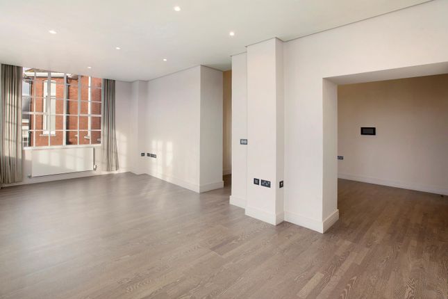 Flat for sale in Dean Clarke House, Southernhay East, Exeter, Devon