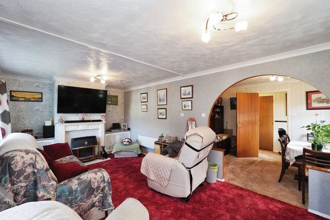45, Cupola Park, Matlock photo 2