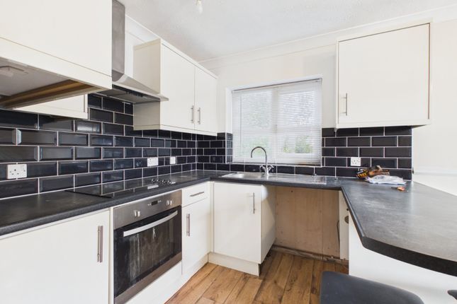 14, Hyett Way, West Midlands photo 3