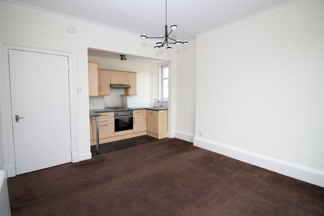194, Falkirk photo 2
