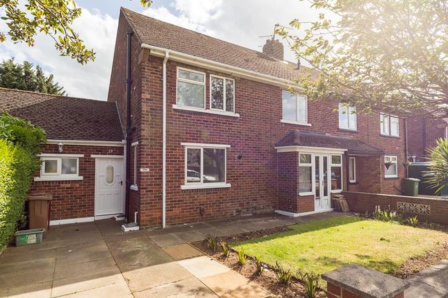 Thumbnail Semi-detached house to rent in Morley Road, Scunthorpe