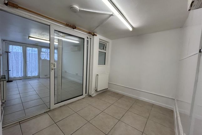 Property to rent in Sycamore Avenue, London