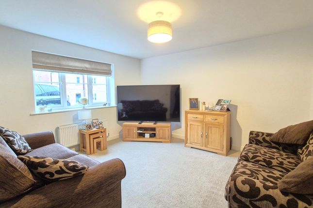41 Horsepool Avenue, Markfield photo 3