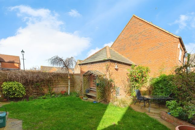 Detached house for sale in Spruce Road, Aylesbury